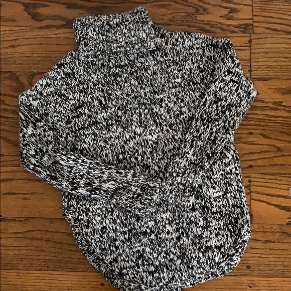 Treasure & Bond Chunky Tunic Turtleneck Sweater - Picture 5 of 7